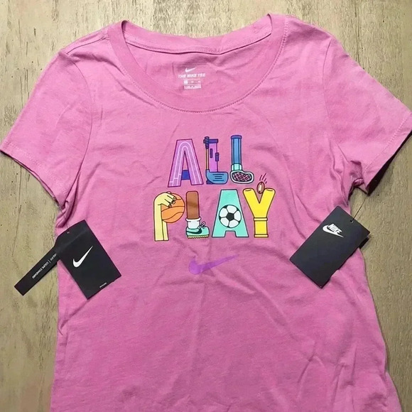 NWT Nike T-shirt size XL - Picture 1 of 5